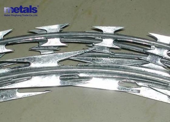 comprare BTO30 Concertina Galvanizzata Razor Barbed Wire Verde Rivestito in PVC online manufacture
