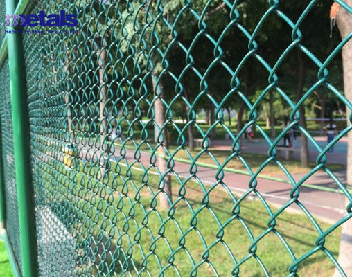 kupować 50mm X 50mm Meshsize Farm Wire Mesh Fence Featuring Galvanized Steel Wire Material Ensuring Long Lasting Farm Protection (Ogrodzenie z galwanizowanym stalowym drutem zapewniające długotrwałą ochronę gospodarstwa rolnego) online manufacture