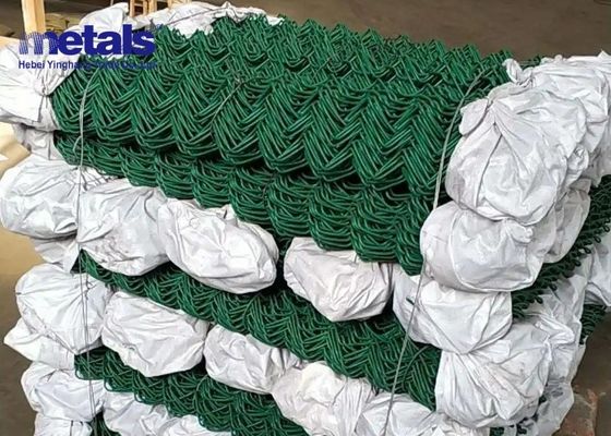 Clôture personnalisée Cyclone Mesh Vinyle PVC revêtu Chain Link Clôture 5ft Vert