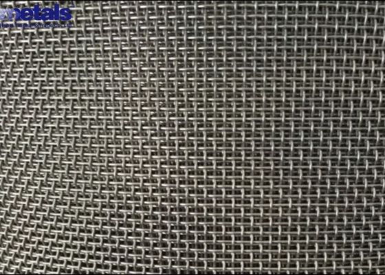 2x2mm galvanisée filet de fil carré Pour l'industrie de la plantation écran crimpé